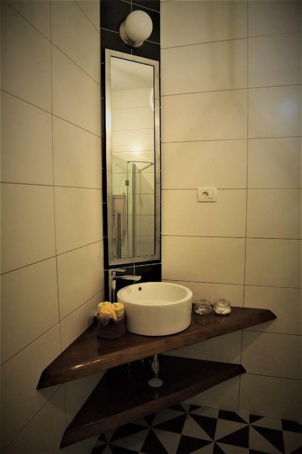 里耶卡Studio Apartman Baronessa Adriana公寓 外观 照片